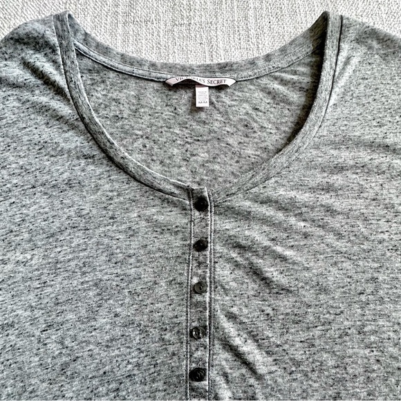 VICTORIA’S SECRET Heather Gray Henley Top The Dreamer Long Sleeve Tee Women’s M - Picture 3 of 13